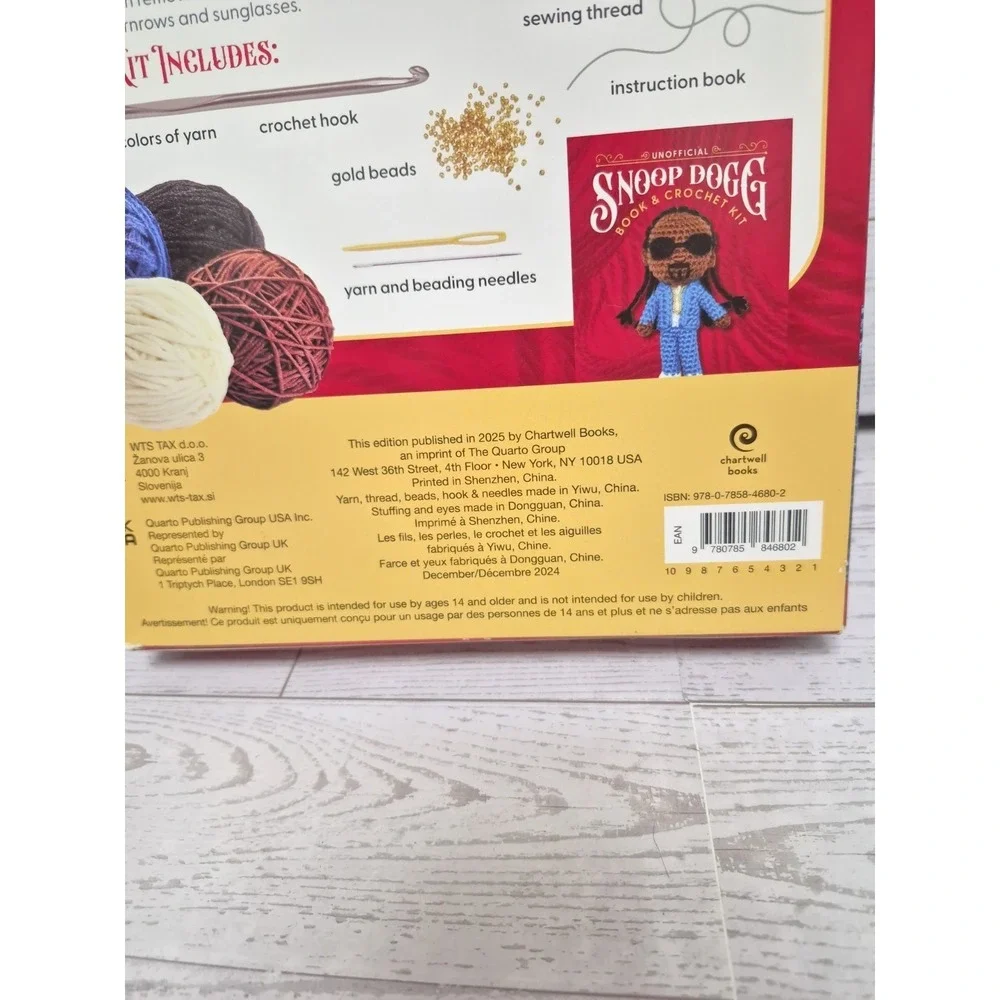 Snoop Dogg Book & Crochet Kit